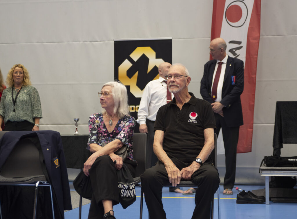 Roy Andersson på sin 90-årsdag är fortfarande en aktiv karateutövare
